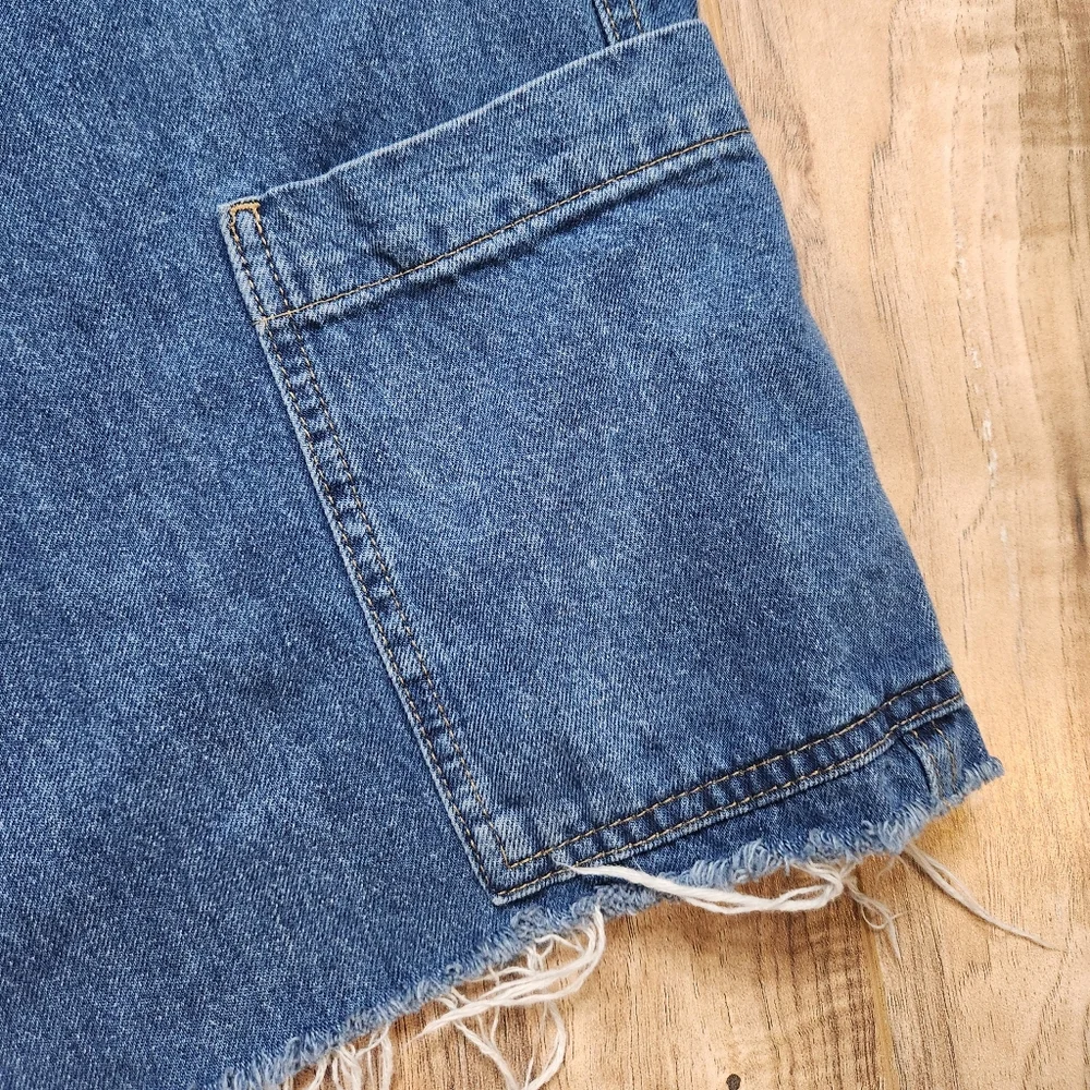 Cotton On Cropped Cargo Wide Leg Jeans 4 Raw Hem